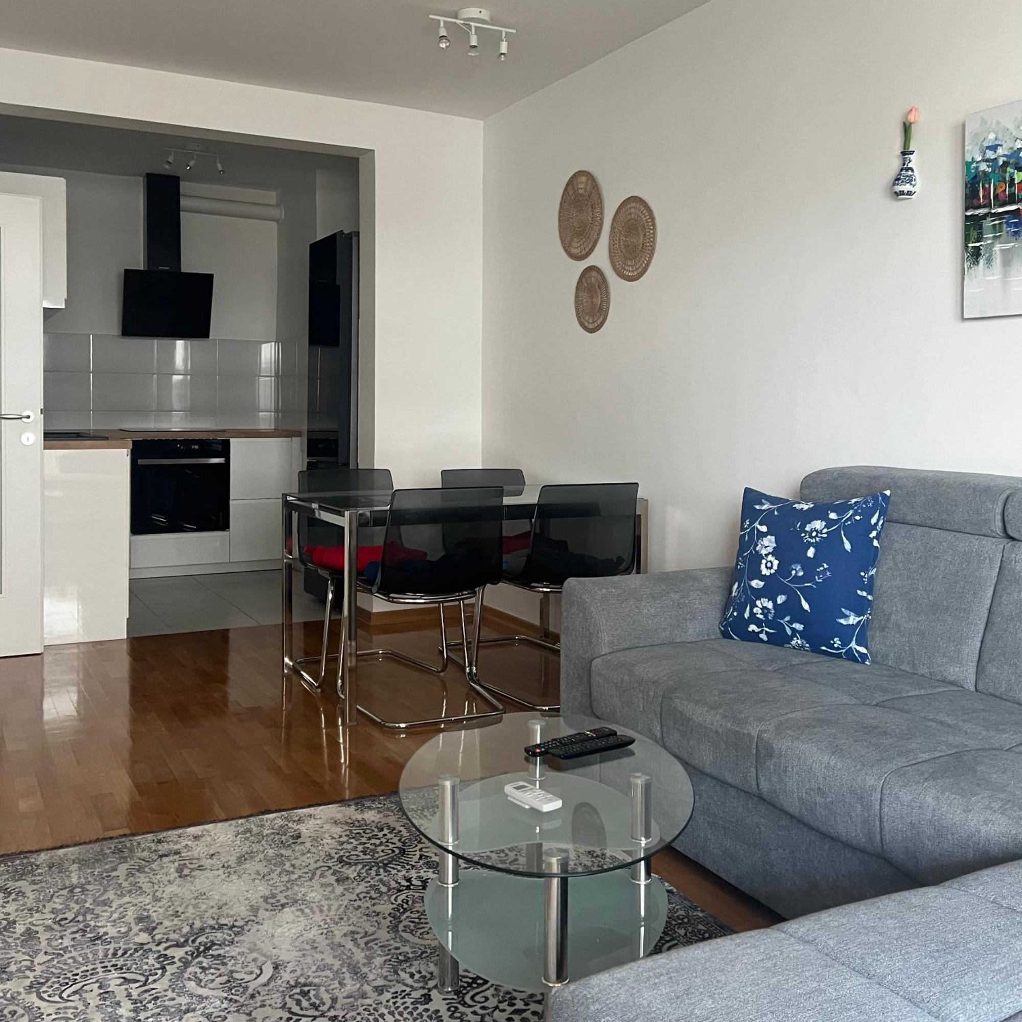 Lux Hill Skyline - Free Private Parking Appartement *